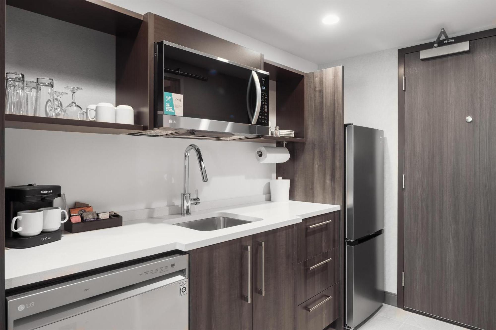King Studio Suite